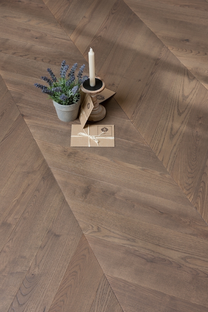 Parquet planks Chevron Ash French Riviera 45°
